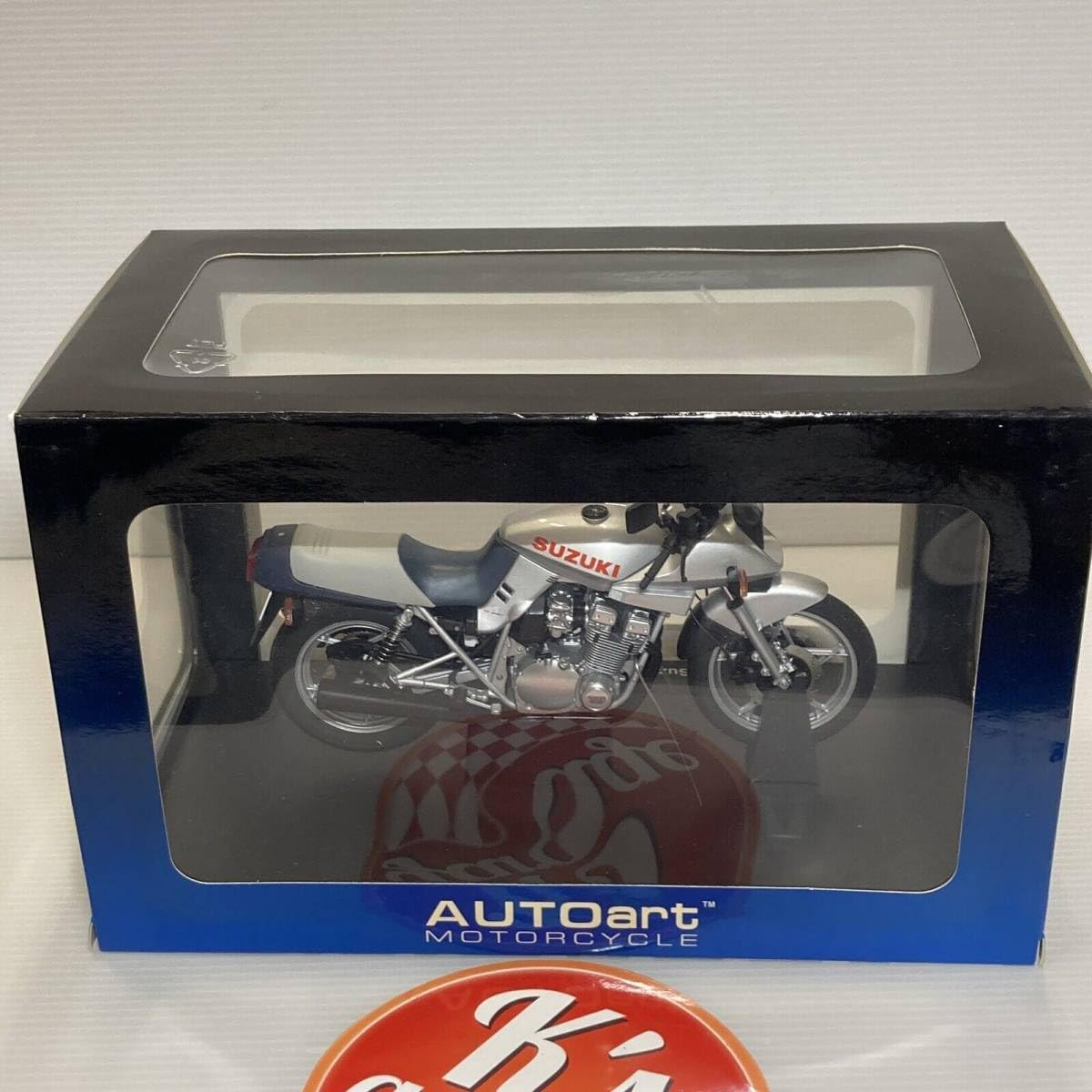 AUTOart SUZUKI GSX 1100S 1/12 オートアート「刀」 Amazon.co.jp: 1/12 オートアート スズキ カタナ 刀 Suzuki KATANA GSX